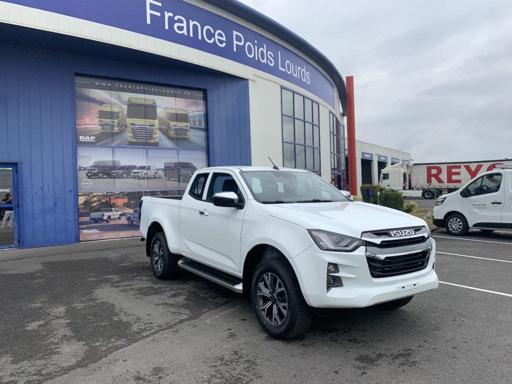 ISUZU D MAX SPACE N60 F 4X4 A/T