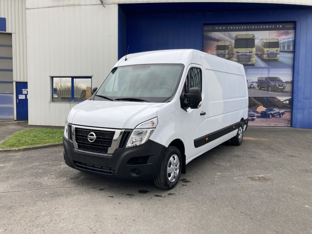 NISSAN INTERSTAR