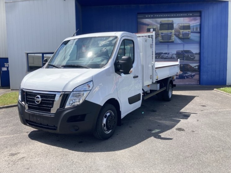 NISSAN INTERSTAR