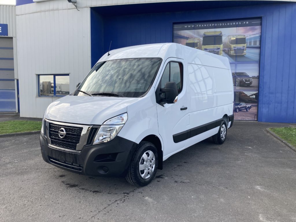 NISSAN INTERSTAR